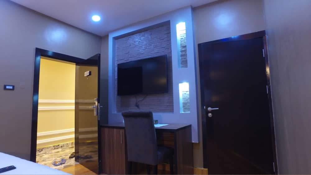 Grand Diamond Hotels